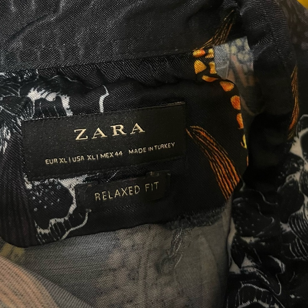 Zara Black Casual Shirt with Brown and White Patterns - Picture 3 of 5